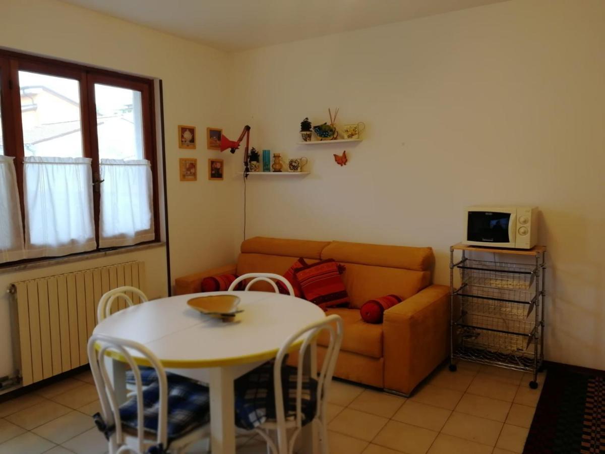 Апартаменты La Casa Dei Bebi Каррара Экстерьер фото